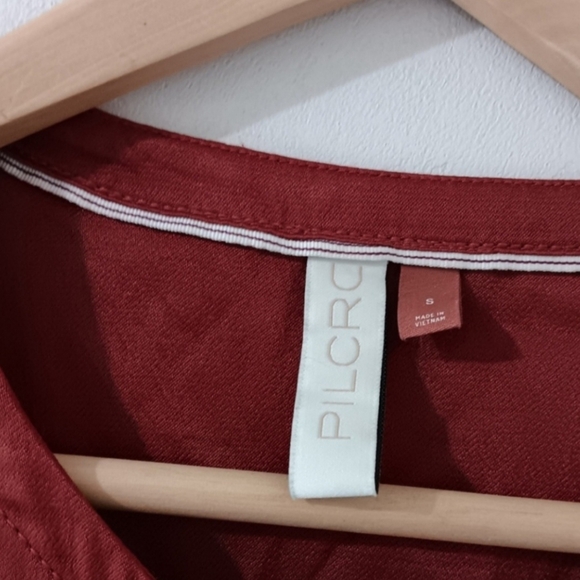 Anthropologie Darrah Western Sophisticated Rust Satin Pleated Button Down Top - Picture 7 of 12